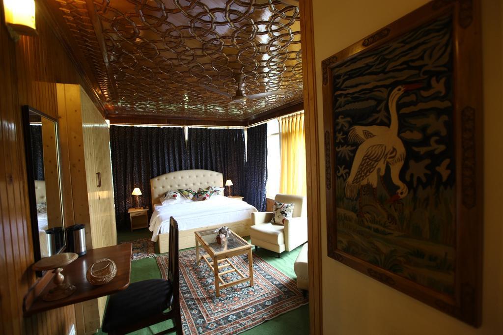 Dove Cottage Srinagar  Exterior photo