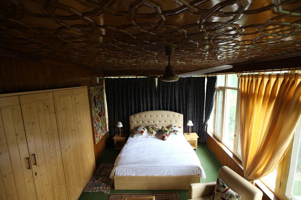 Dove Cottage Srinagar  Exterior photo